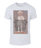 Insight and humour on this beautiful t-shirt. Mark Twain - Majority