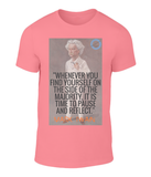 Insight and humour on this beautiful t-shirt. Mark Twain - Majority
